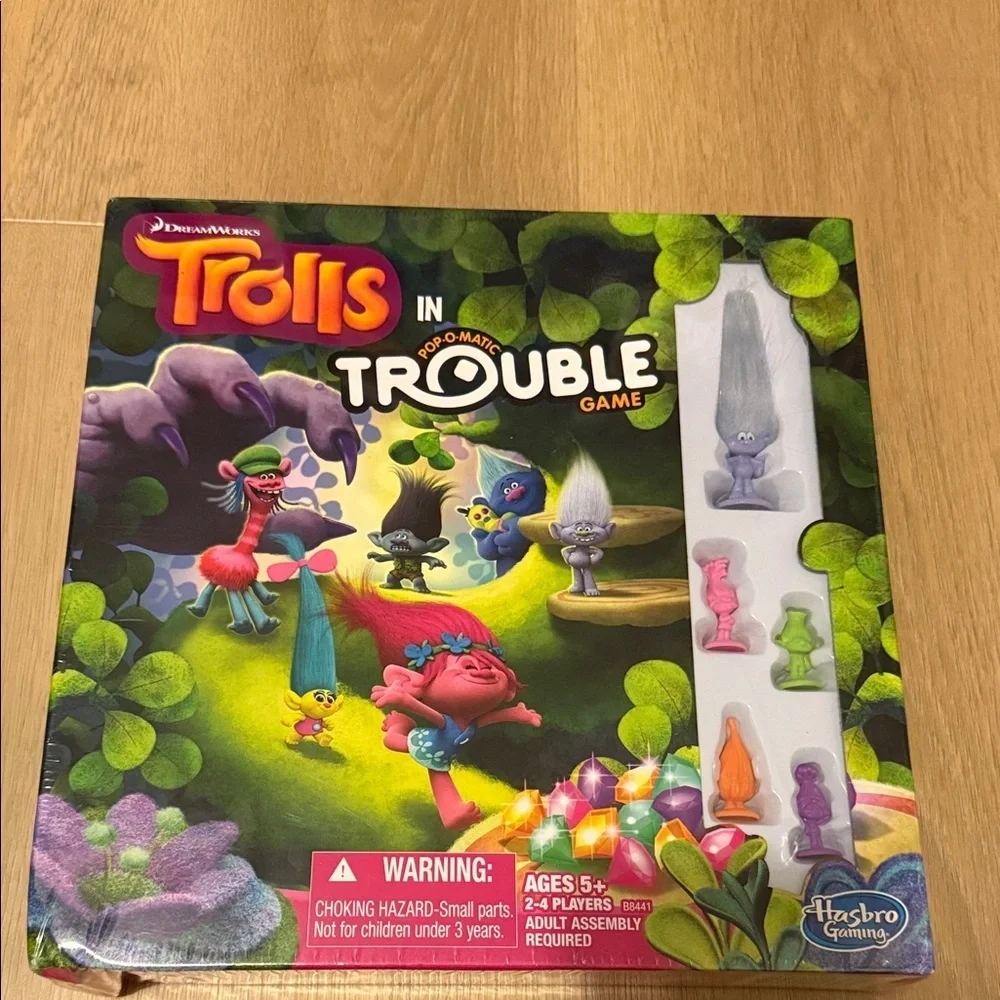 Hasbro Dreamworks Trolls in Trouble game new in sealed package